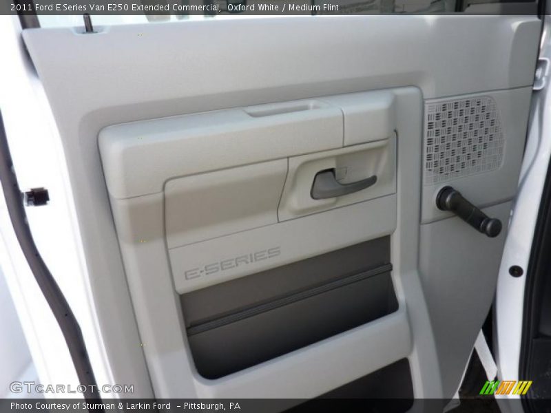 Oxford White / Medium Flint 2011 Ford E Series Van E250 Extended Commercial