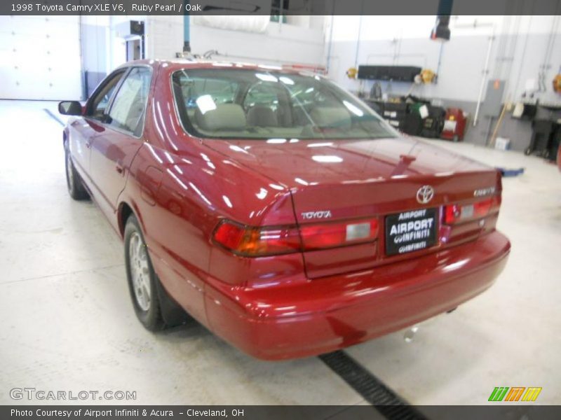 Ruby Pearl / Oak 1998 Toyota Camry XLE V6