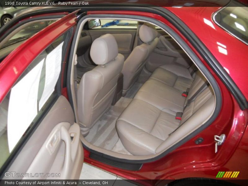 Ruby Pearl / Oak 1998 Toyota Camry XLE V6