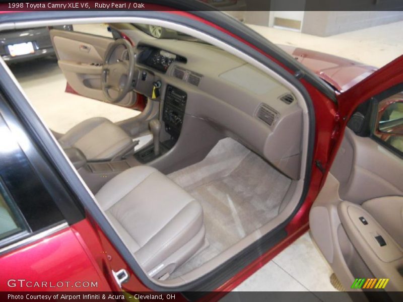 Ruby Pearl / Oak 1998 Toyota Camry XLE V6