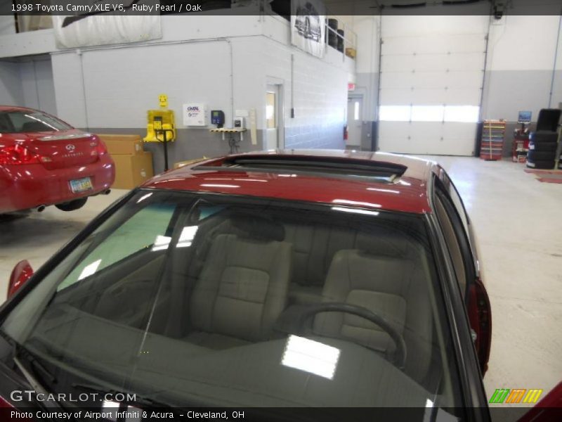 Ruby Pearl / Oak 1998 Toyota Camry XLE V6