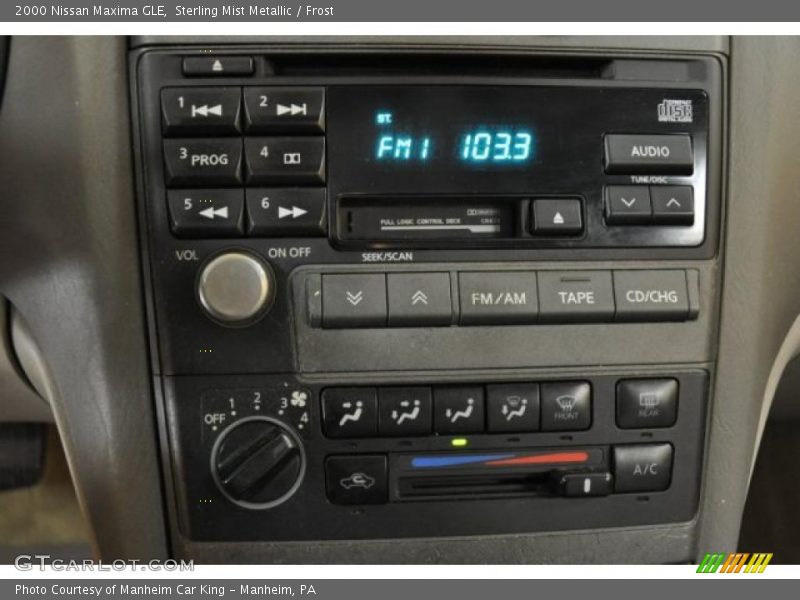 Sterling Mist Metallic / Frost 2000 Nissan Maxima GLE