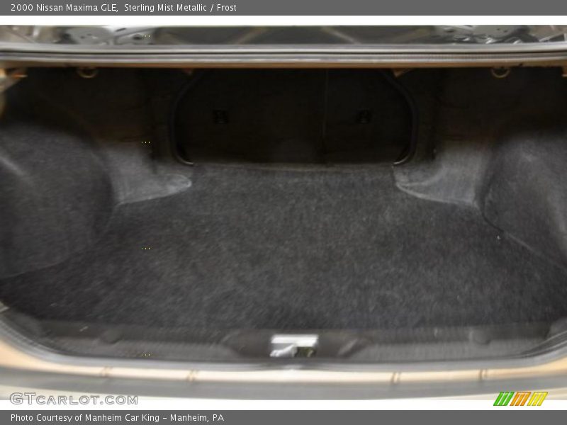 Sterling Mist Metallic / Frost 2000 Nissan Maxima GLE