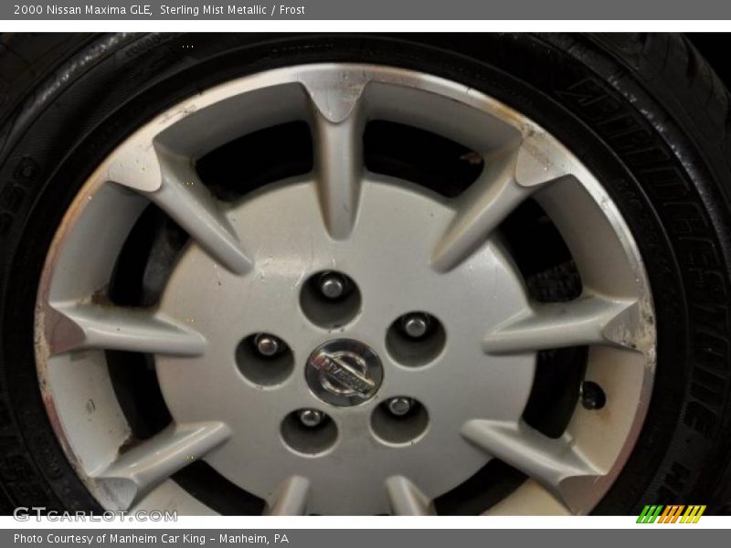 Sterling Mist Metallic / Frost 2000 Nissan Maxima GLE
