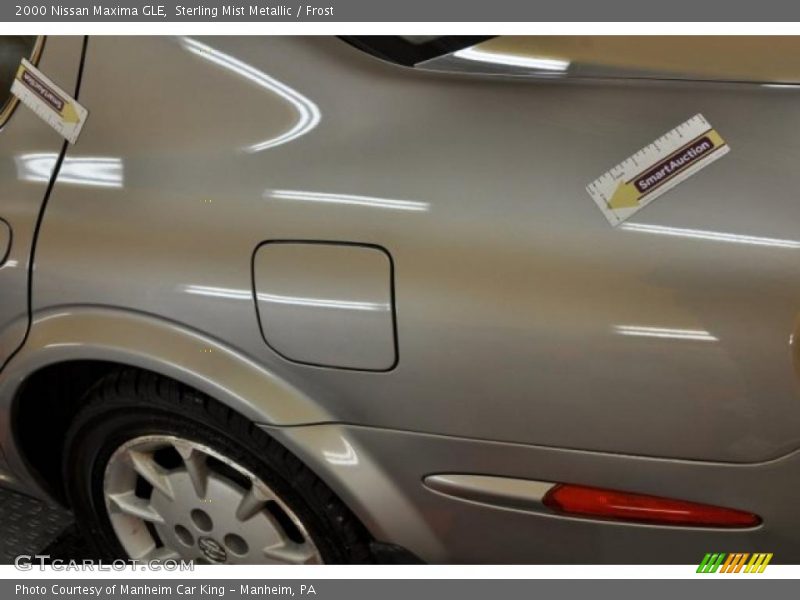 Sterling Mist Metallic / Frost 2000 Nissan Maxima GLE