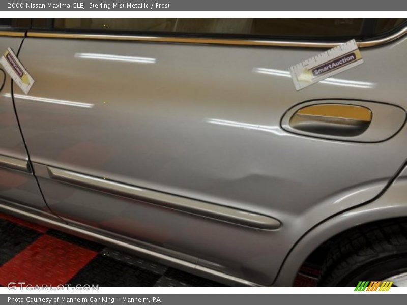 Sterling Mist Metallic / Frost 2000 Nissan Maxima GLE