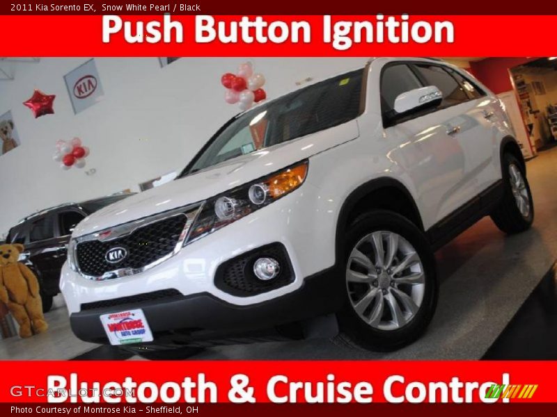 Snow White Pearl / Black 2011 Kia Sorento EX