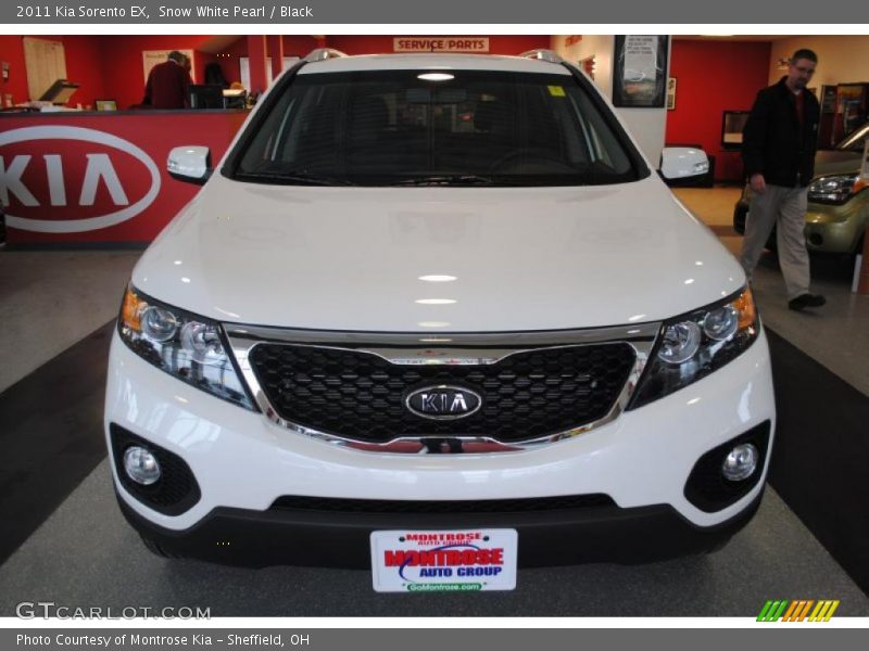 Snow White Pearl / Black 2011 Kia Sorento EX