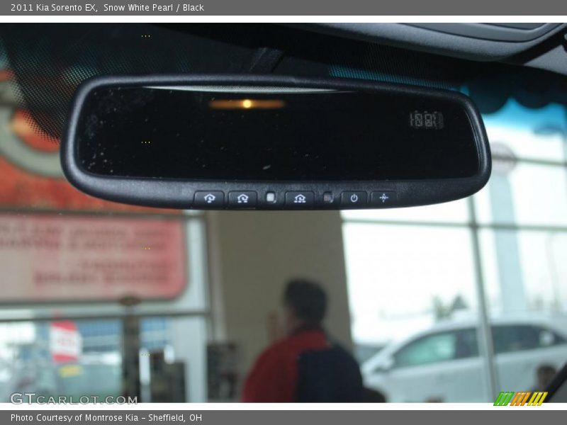 Snow White Pearl / Black 2011 Kia Sorento EX