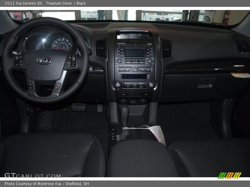 Titanium Silver / Black 2011 Kia Sorento EX
