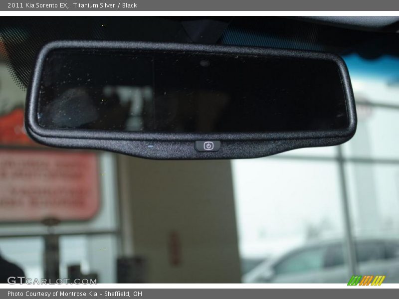 Titanium Silver / Black 2011 Kia Sorento EX