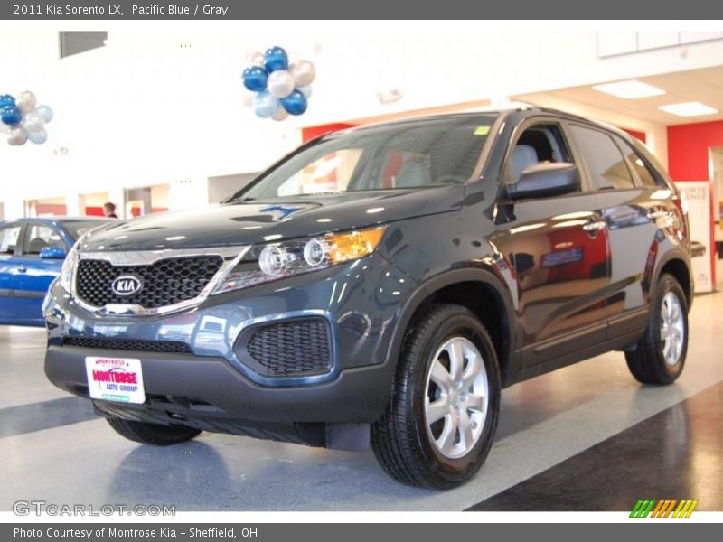 Pacific Blue / Gray 2011 Kia Sorento LX