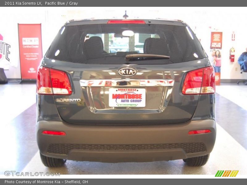Pacific Blue / Gray 2011 Kia Sorento LX