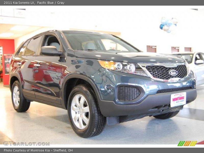 Pacific Blue / Gray 2011 Kia Sorento LX