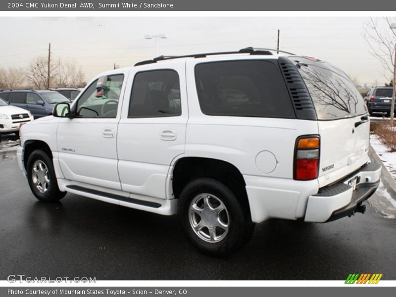 Summit White / Sandstone 2004 GMC Yukon Denali AWD