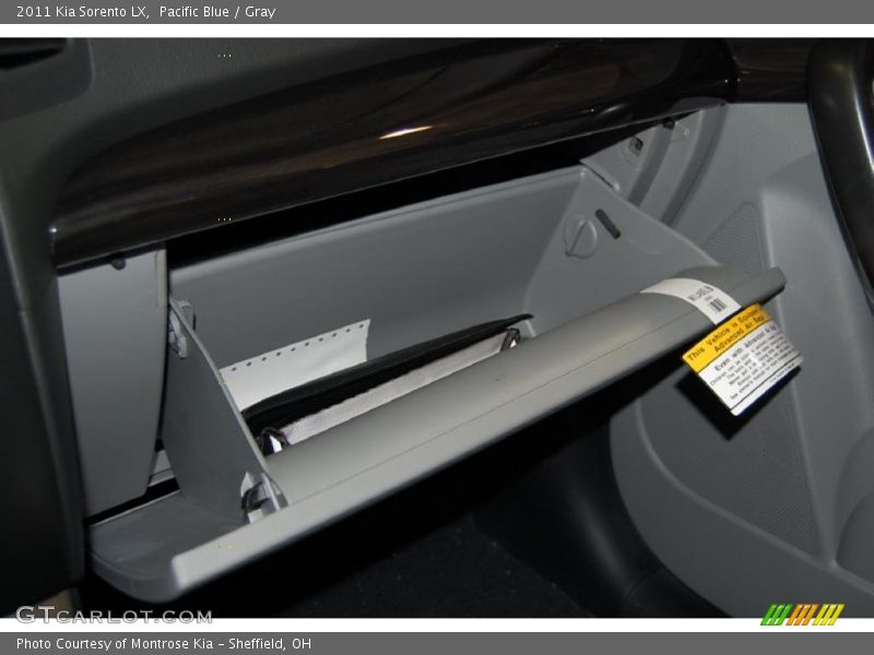 Pacific Blue / Gray 2011 Kia Sorento LX