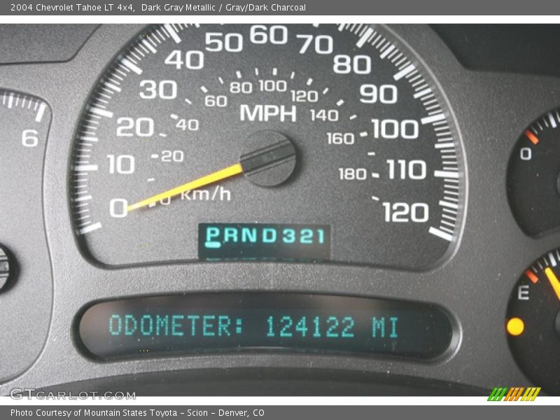 Dark Gray Metallic / Gray/Dark Charcoal 2004 Chevrolet Tahoe LT 4x4