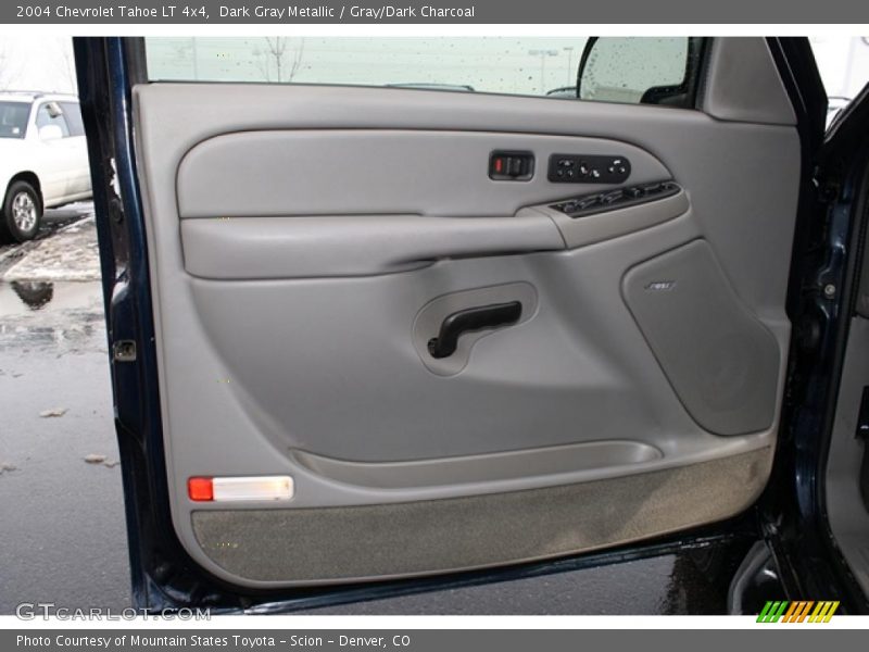 Dark Gray Metallic / Gray/Dark Charcoal 2004 Chevrolet Tahoe LT 4x4
