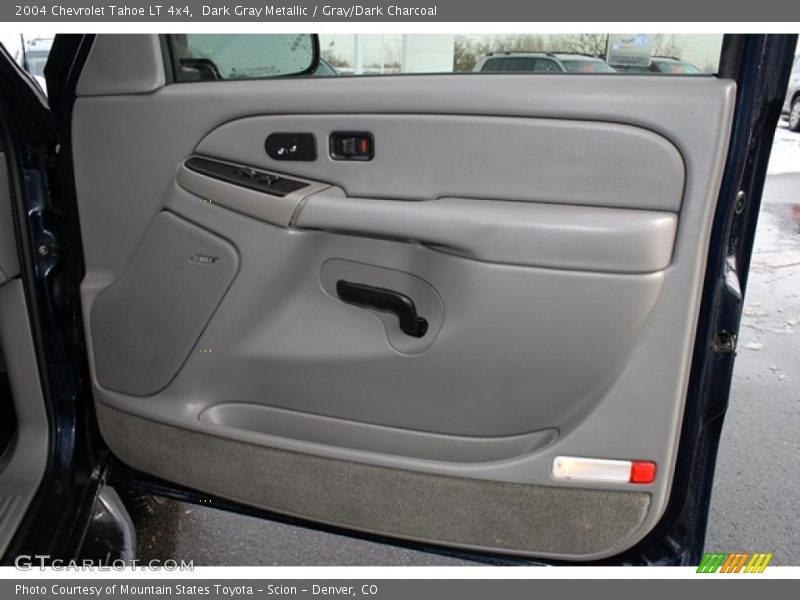 Dark Gray Metallic / Gray/Dark Charcoal 2004 Chevrolet Tahoe LT 4x4