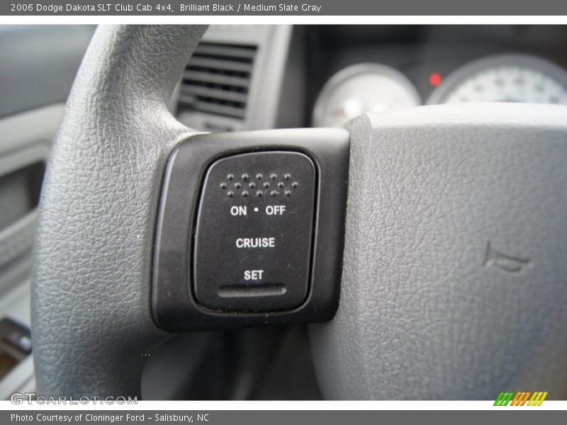 Brilliant Black / Medium Slate Gray 2006 Dodge Dakota SLT Club Cab 4x4