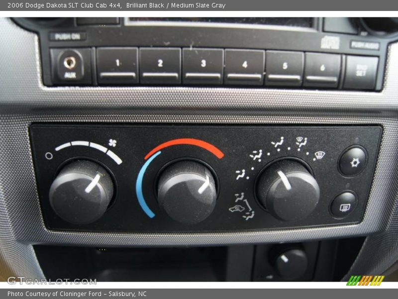 Brilliant Black / Medium Slate Gray 2006 Dodge Dakota SLT Club Cab 4x4