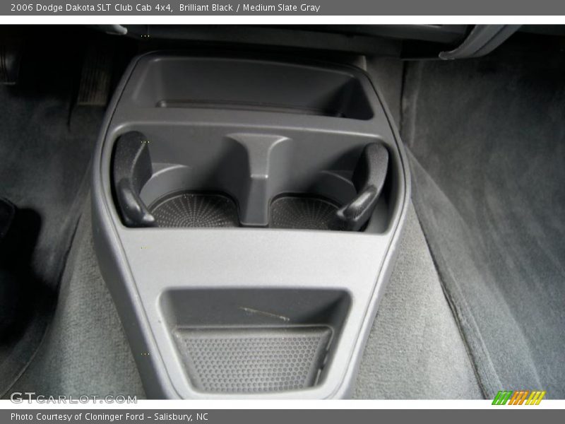 Brilliant Black / Medium Slate Gray 2006 Dodge Dakota SLT Club Cab 4x4