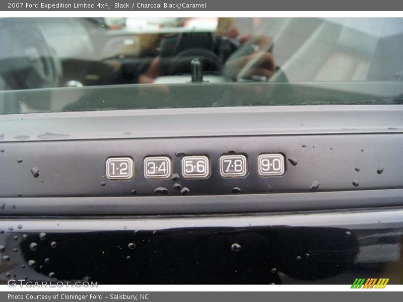 Black / Charcoal Black/Caramel 2007 Ford Expedition Limited 4x4