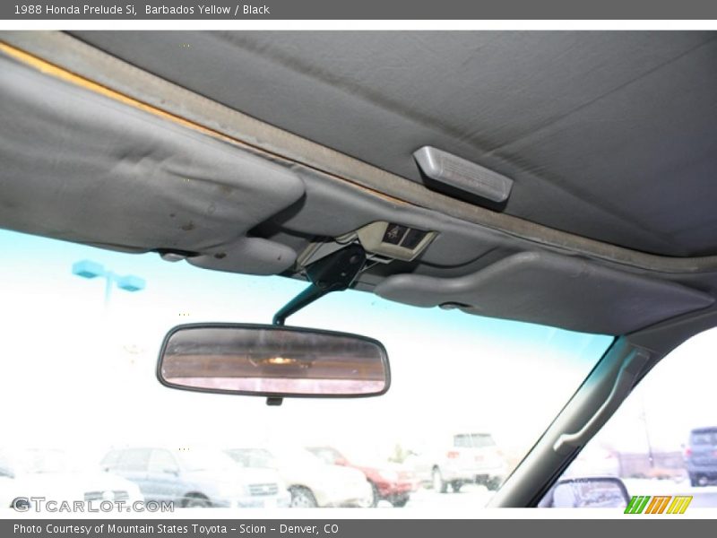 Barbados Yellow / Black 1988 Honda Prelude Si