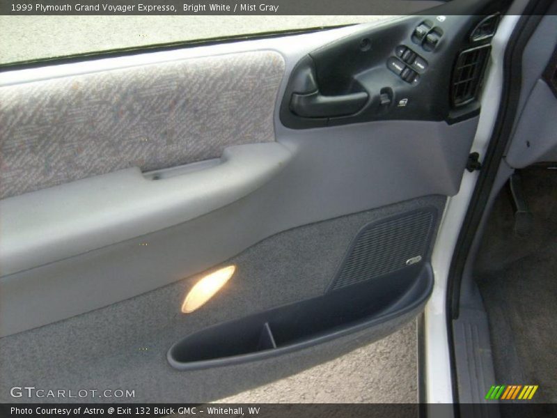 Bright White / Mist Gray 1999 Plymouth Grand Voyager Expresso