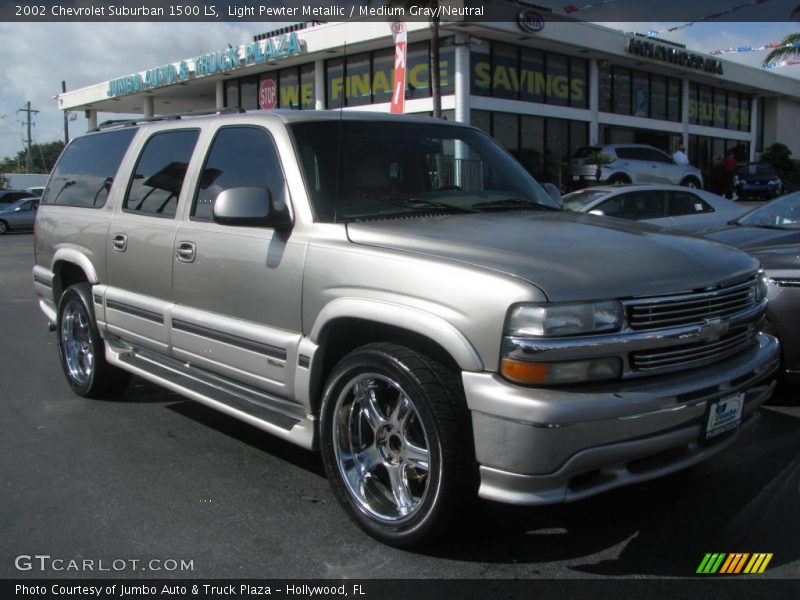 Light Pewter Metallic / Medium Gray/Neutral 2002 Chevrolet Suburban 1500 LS