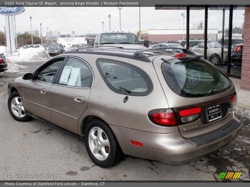 Arizona Beige Metallic / Medium Parchment 2002 Ford Taurus SE Wagon