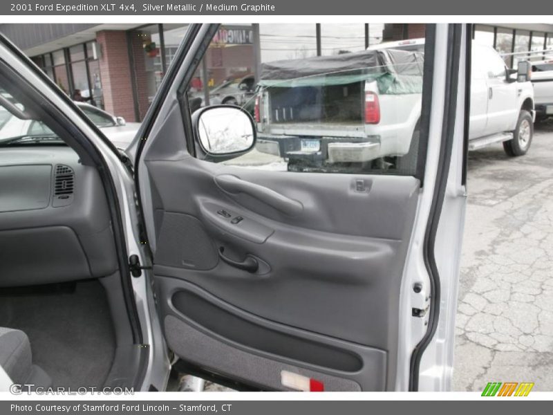 Silver Metallic / Medium Graphite 2001 Ford Expedition XLT 4x4