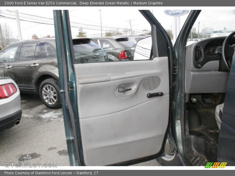 Deep Emerald Green Metallic / Medium Graphite 2000 Ford E Series Van E250 Commercial
