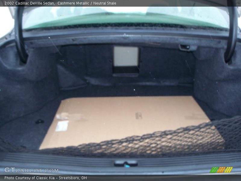 Cashmere Metallic / Neutral Shale 2002 Cadillac DeVille Sedan