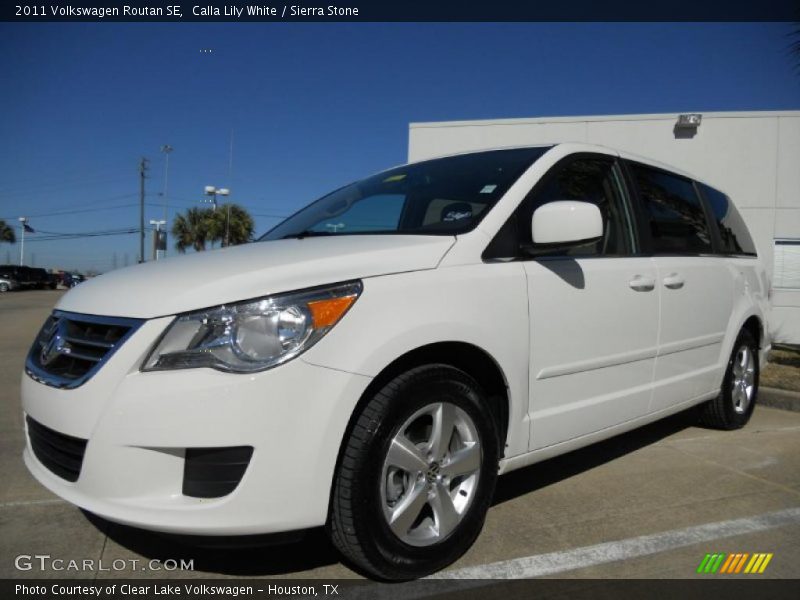 Calla Lily White / Sierra Stone 2011 Volkswagen Routan SE