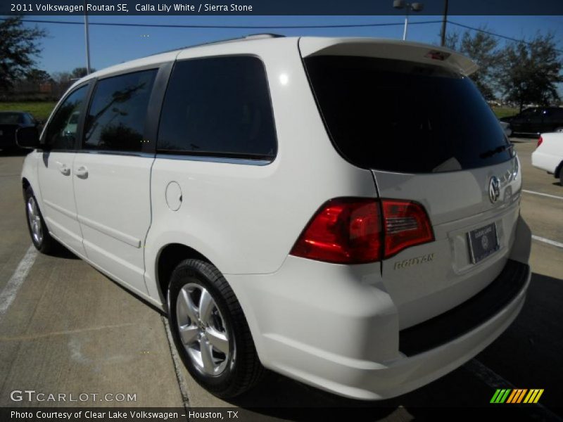Calla Lily White / Sierra Stone 2011 Volkswagen Routan SE