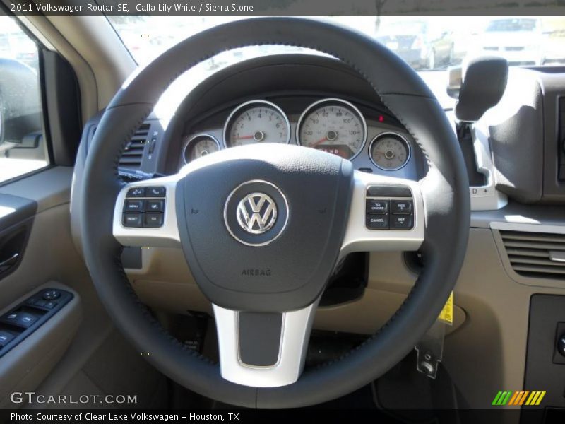 Calla Lily White / Sierra Stone 2011 Volkswagen Routan SE
