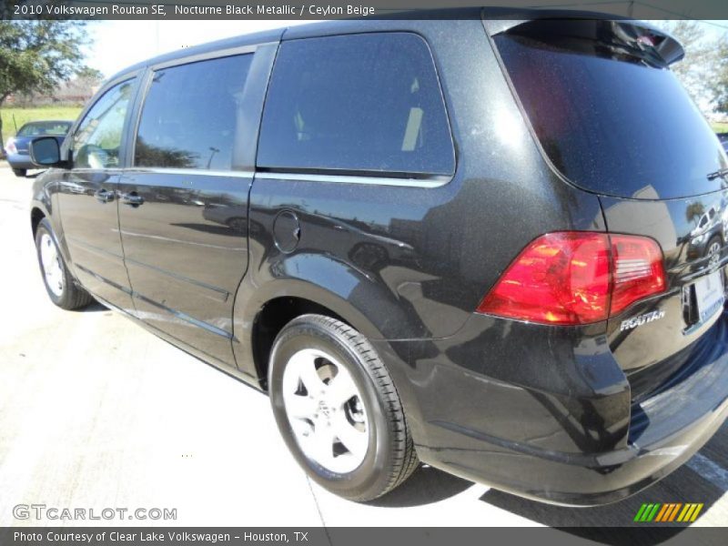 Nocturne Black Metallic / Ceylon Beige 2010 Volkswagen Routan SE