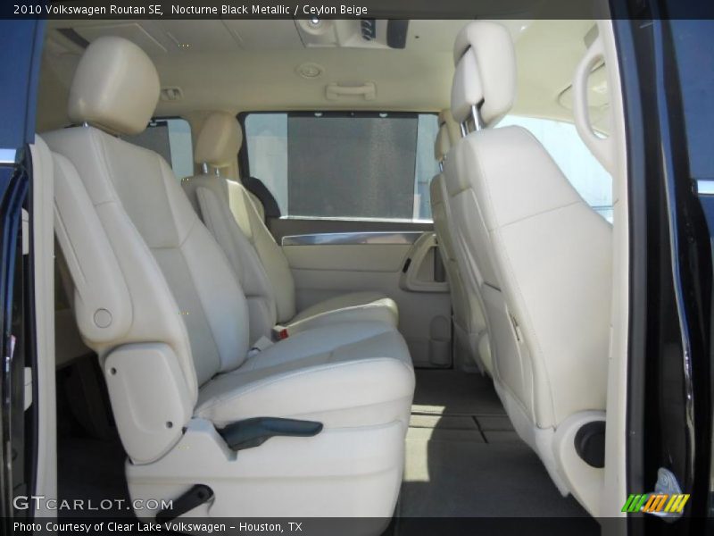 Nocturne Black Metallic / Ceylon Beige 2010 Volkswagen Routan SE