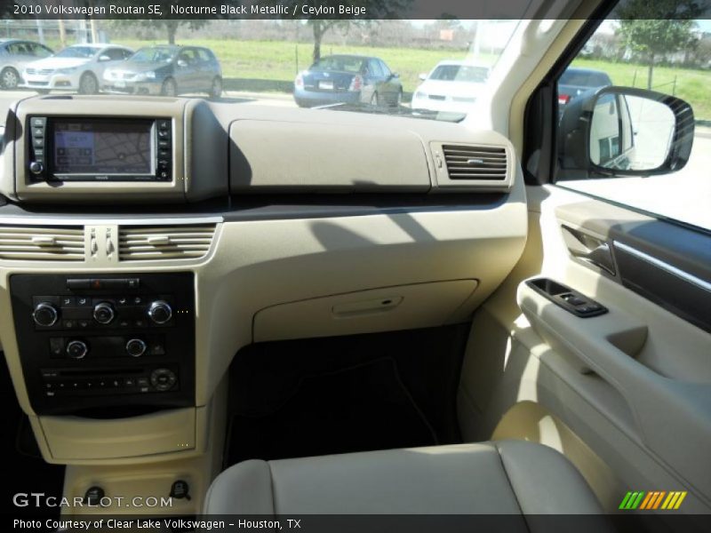 Nocturne Black Metallic / Ceylon Beige 2010 Volkswagen Routan SE