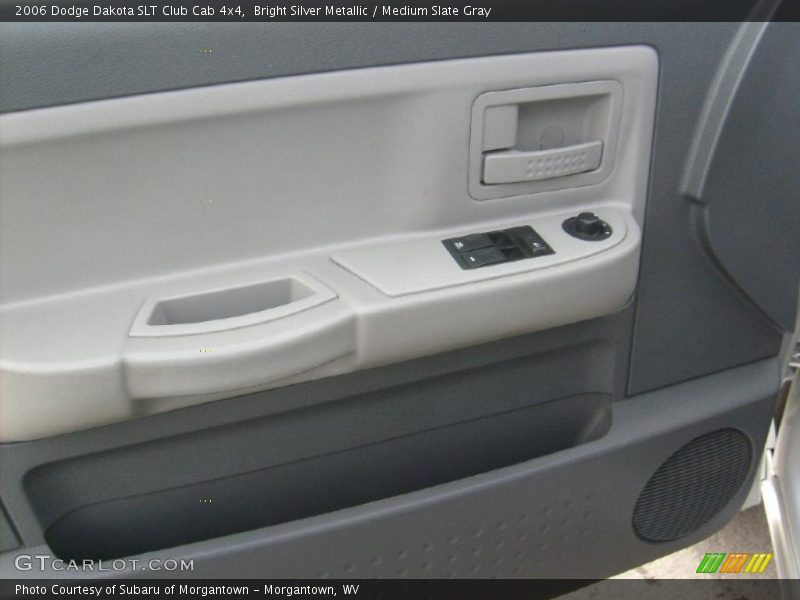 Bright Silver Metallic / Medium Slate Gray 2006 Dodge Dakota SLT Club Cab 4x4