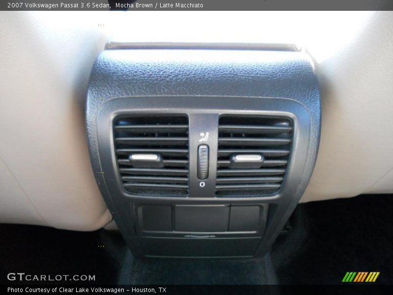 Mocha Brown / Latte Macchiato 2007 Volkswagen Passat 3.6 Sedan