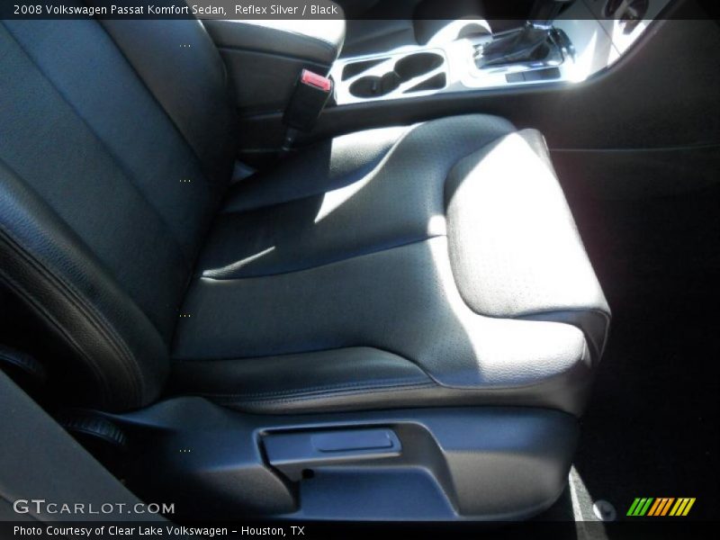 Reflex Silver / Black 2008 Volkswagen Passat Komfort Sedan
