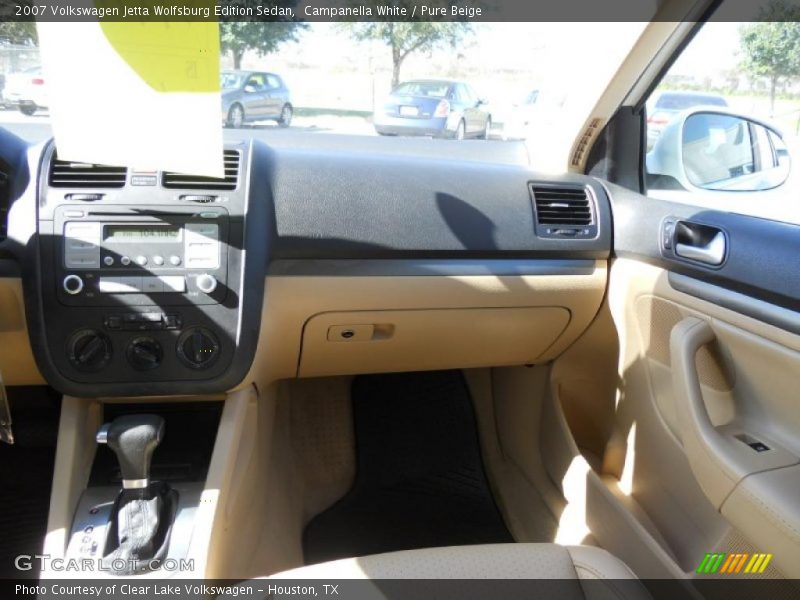 Campanella White / Pure Beige 2007 Volkswagen Jetta Wolfsburg Edition Sedan