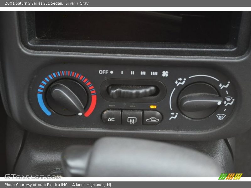 Silver / Gray 2001 Saturn S Series SL1 Sedan