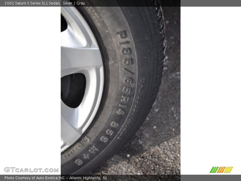 Silver / Gray 2001 Saturn S Series SL1 Sedan