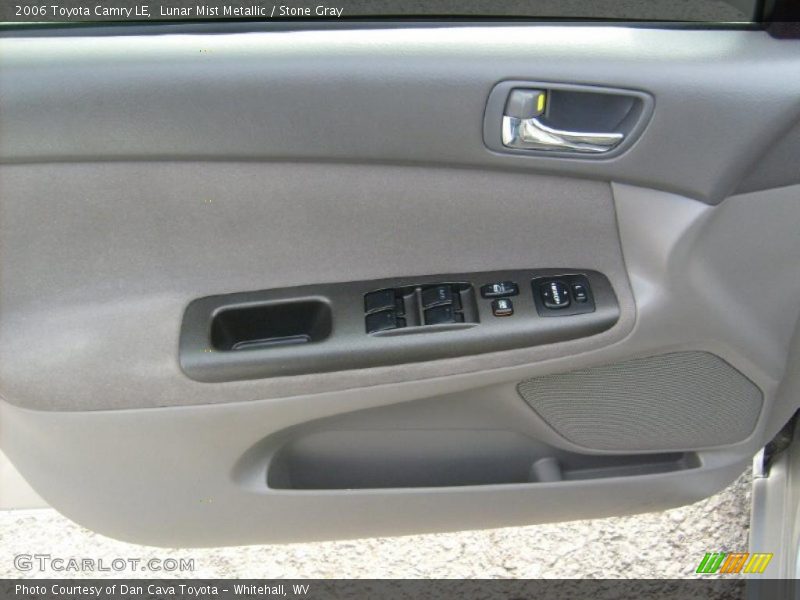 Lunar Mist Metallic / Stone Gray 2006 Toyota Camry LE