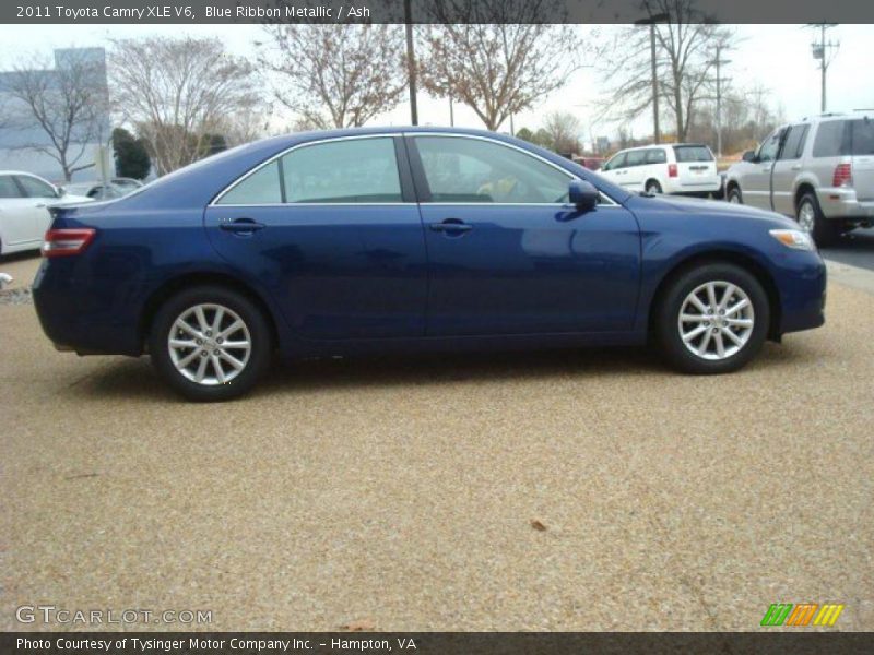 Blue Ribbon Metallic / Ash 2011 Toyota Camry XLE V6
