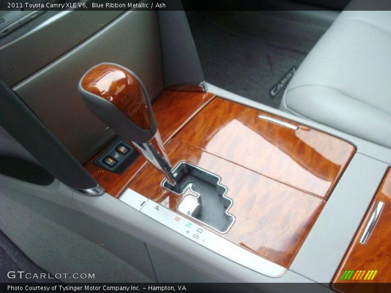  2011 Camry XLE V6 6 Speed ECT-i Automatic Shifter