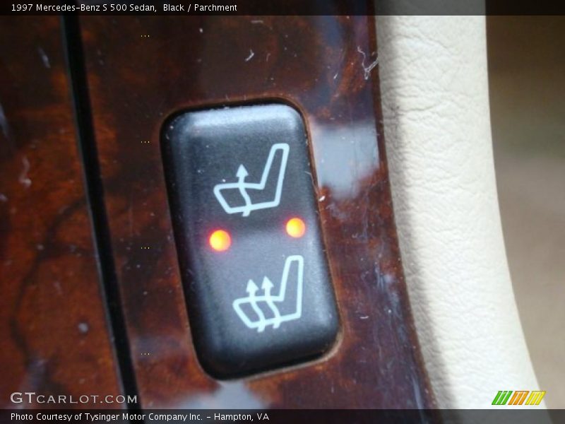Controls of 1997 S 500 Sedan
